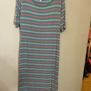 Size medium Julia by lularoe
